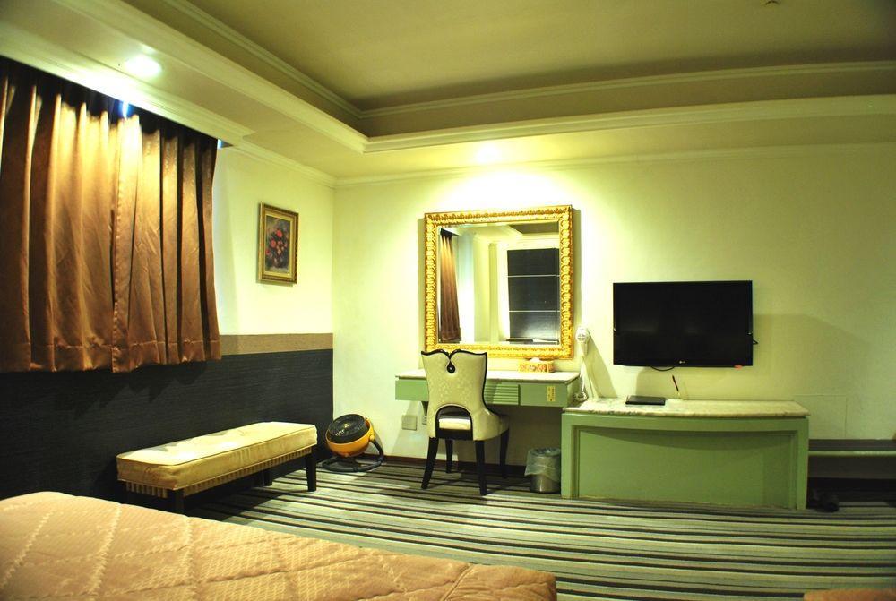 Ying Zhen Hotel Taoyuan Exterior photo