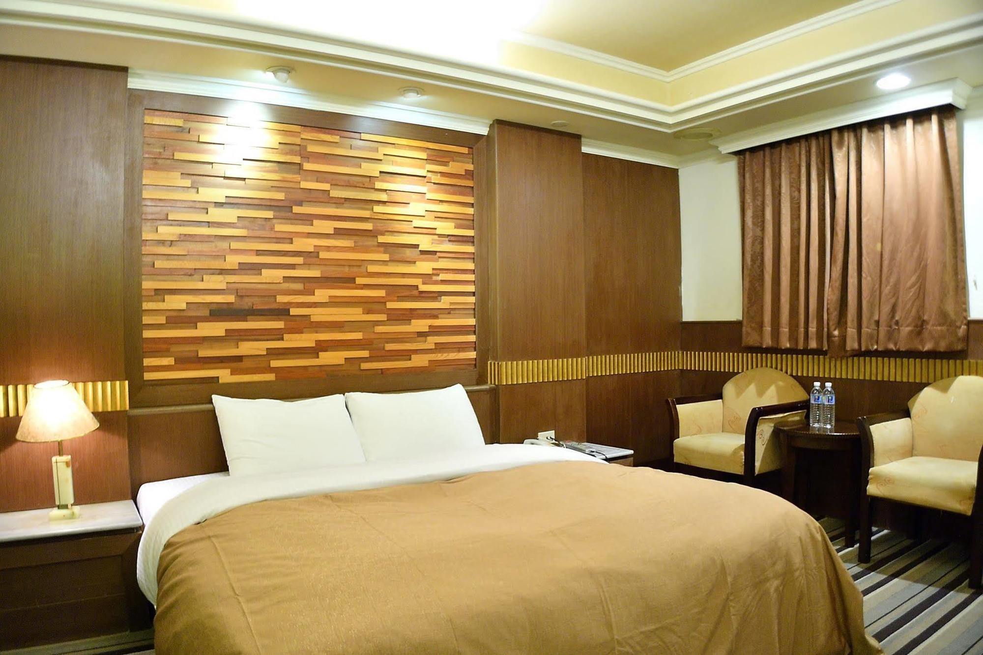 Ying Zhen Hotel Taoyuan Exterior photo