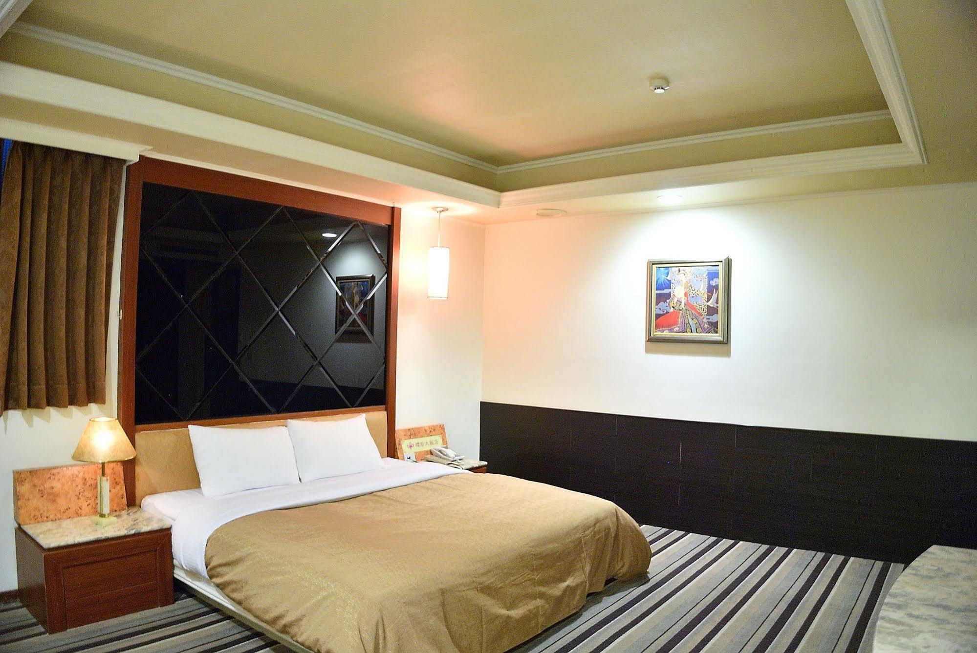 Ying Zhen Hotel Taoyuan Exterior photo